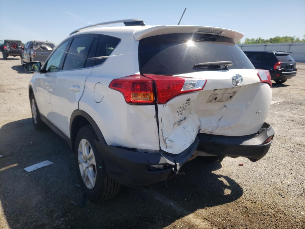Photo 3 from auction – 2015 TOYOTA RAV4 LE with VIN 2T3ZFREV4FW180408