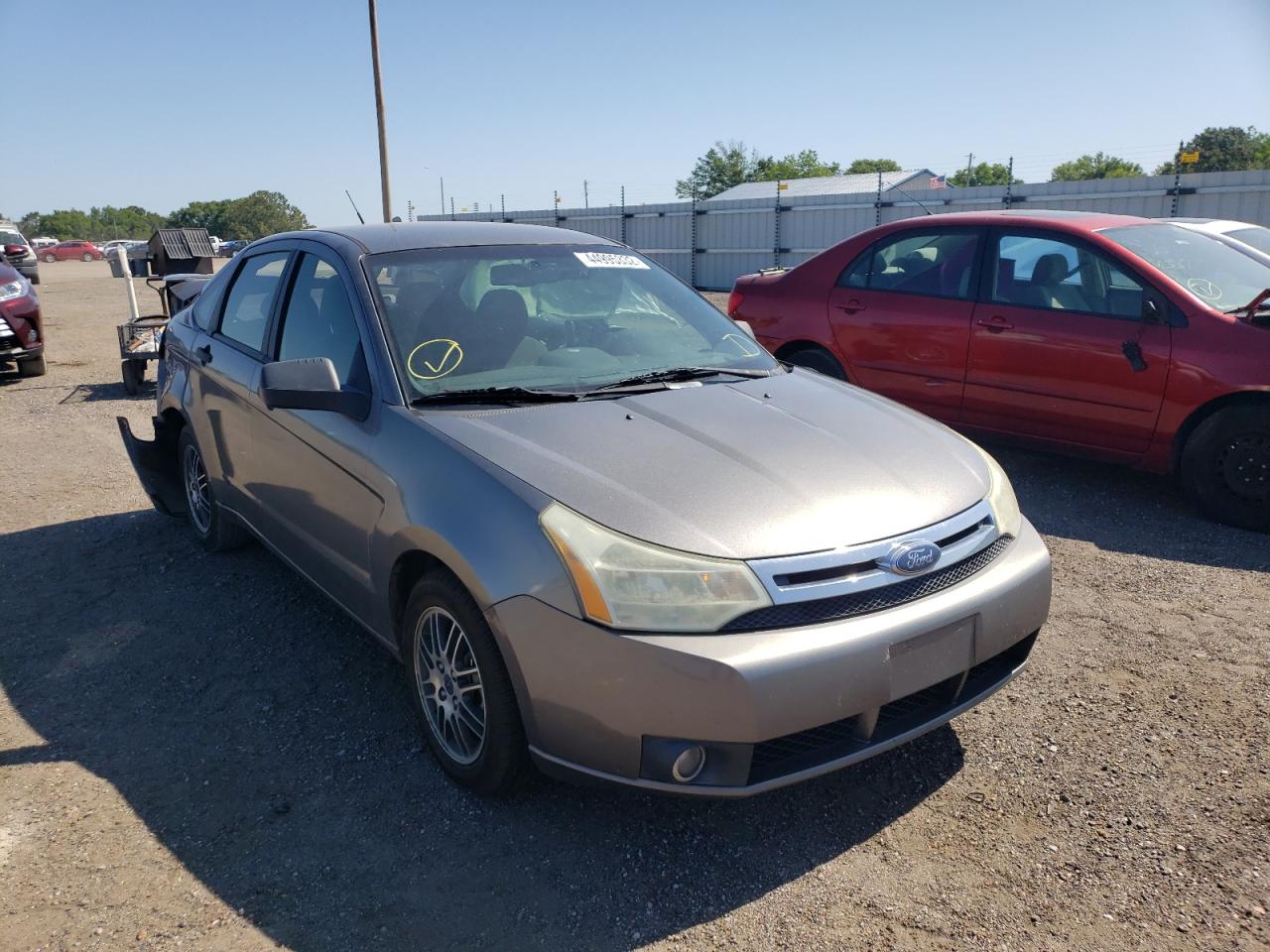 FORD FOCUS SE 2010 with VIN 1FAHP3FN4AW131195 - Photo from auction