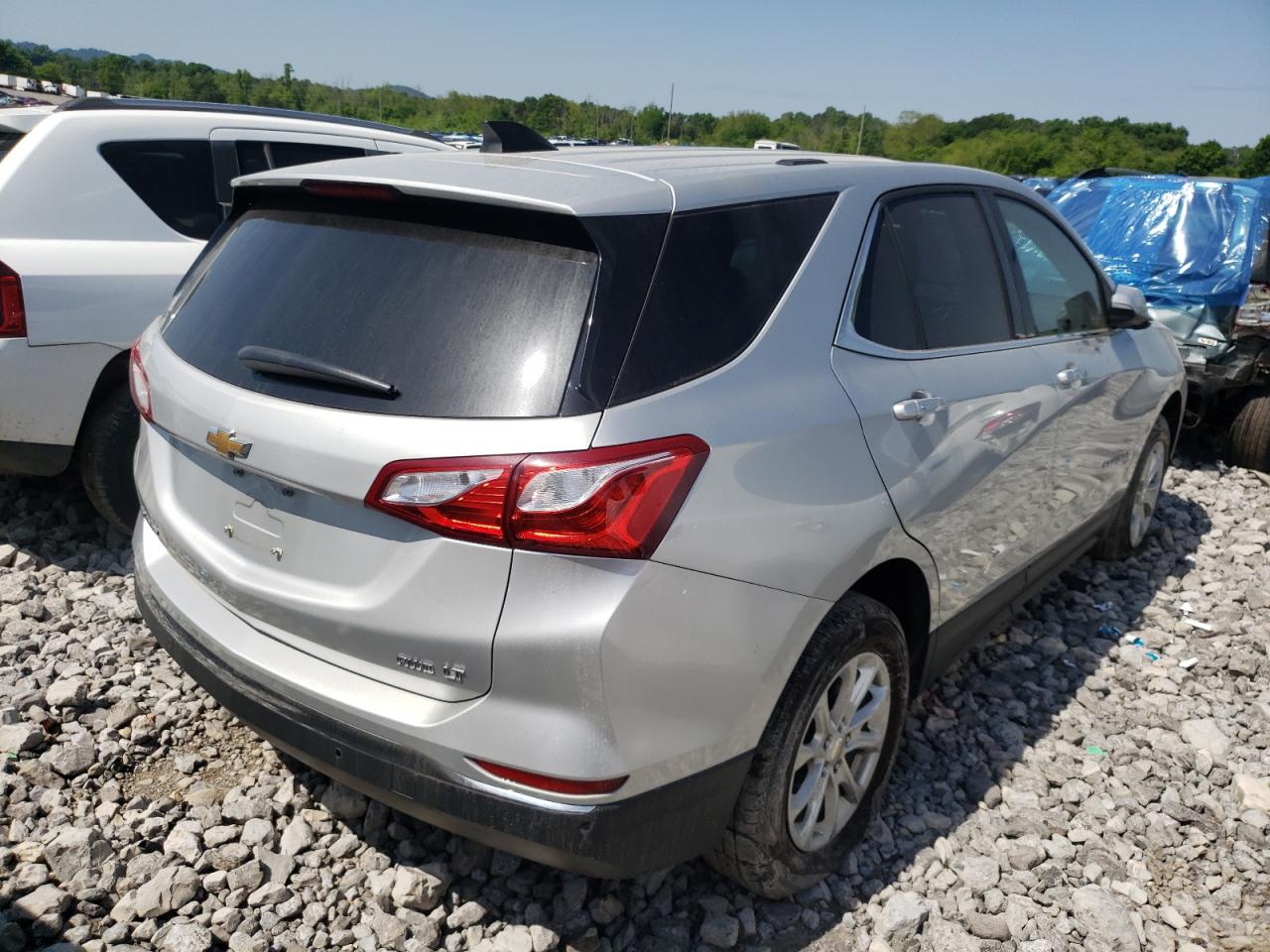 Photo 4 from auction – 2019 CHEVROLET EQUINOX LT with VIN 2GNAXTEVXK6248151