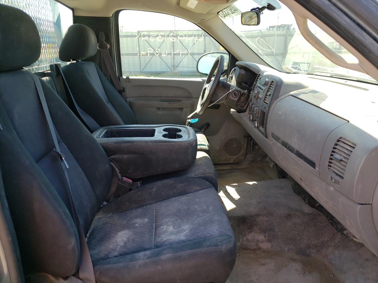 Photo 5 from auction – 2010 CHEVROLET SILVERADO with VIN 1GCPCPEX0AZ258486