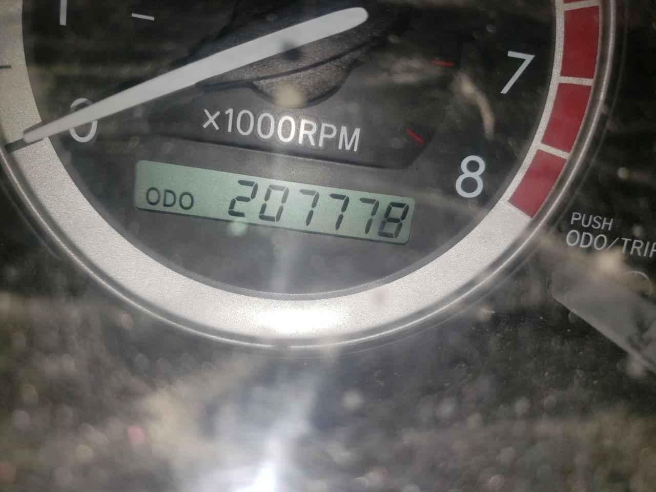 Photo 8 from auction – 2004 TOYOTA SIENNA CE with VIN 5TDZA23CX4S012956