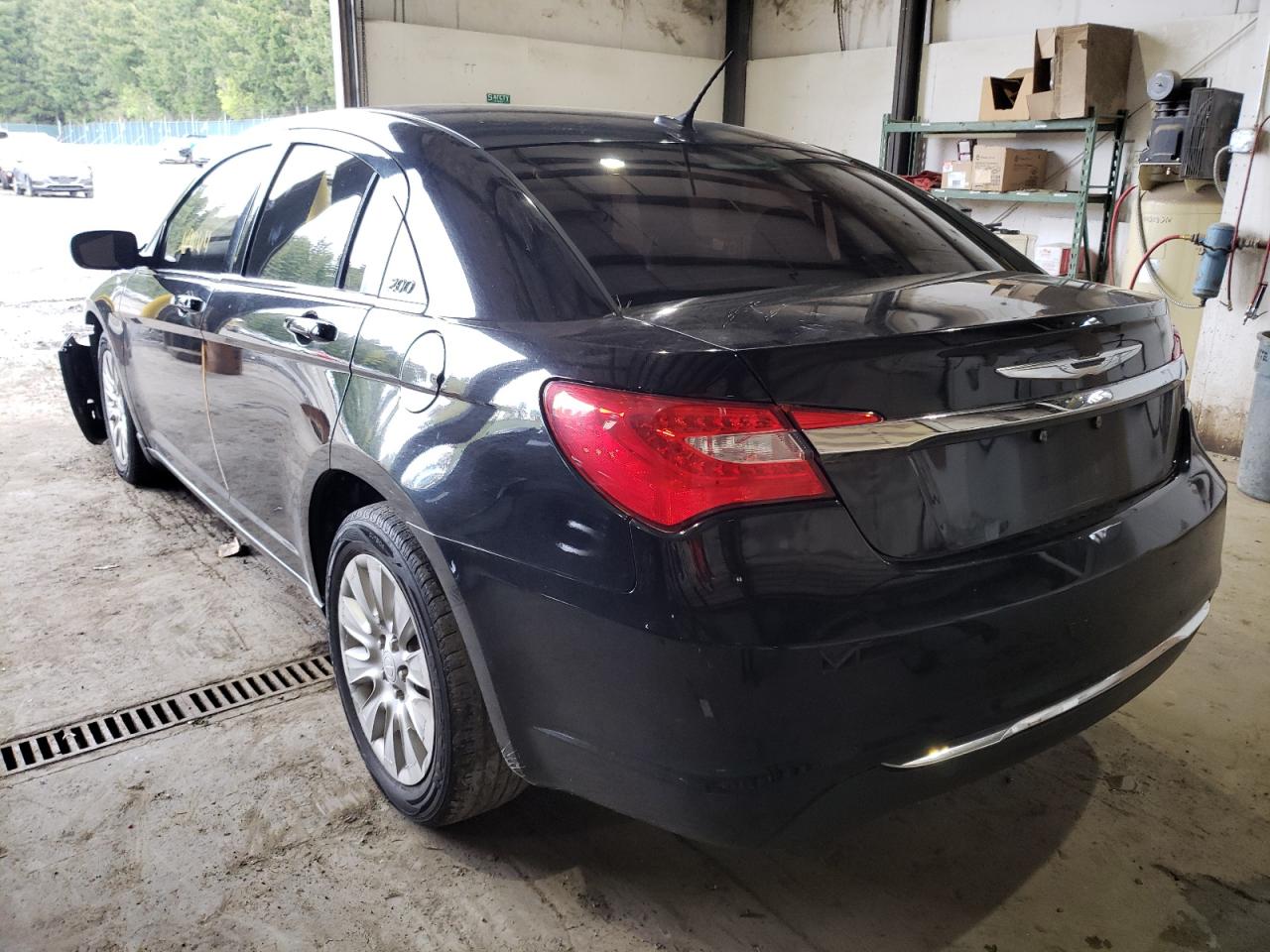Photo 3 from auction – 2012 CHRYSLER 200 LX with VIN 1C3CCBAB7CN167130