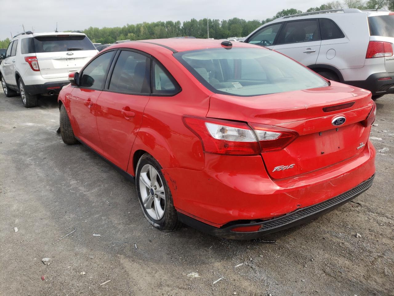 Photo 3 from auction – 2013 FORD FOCUS SE with VIN 1FADP3F22DL223495