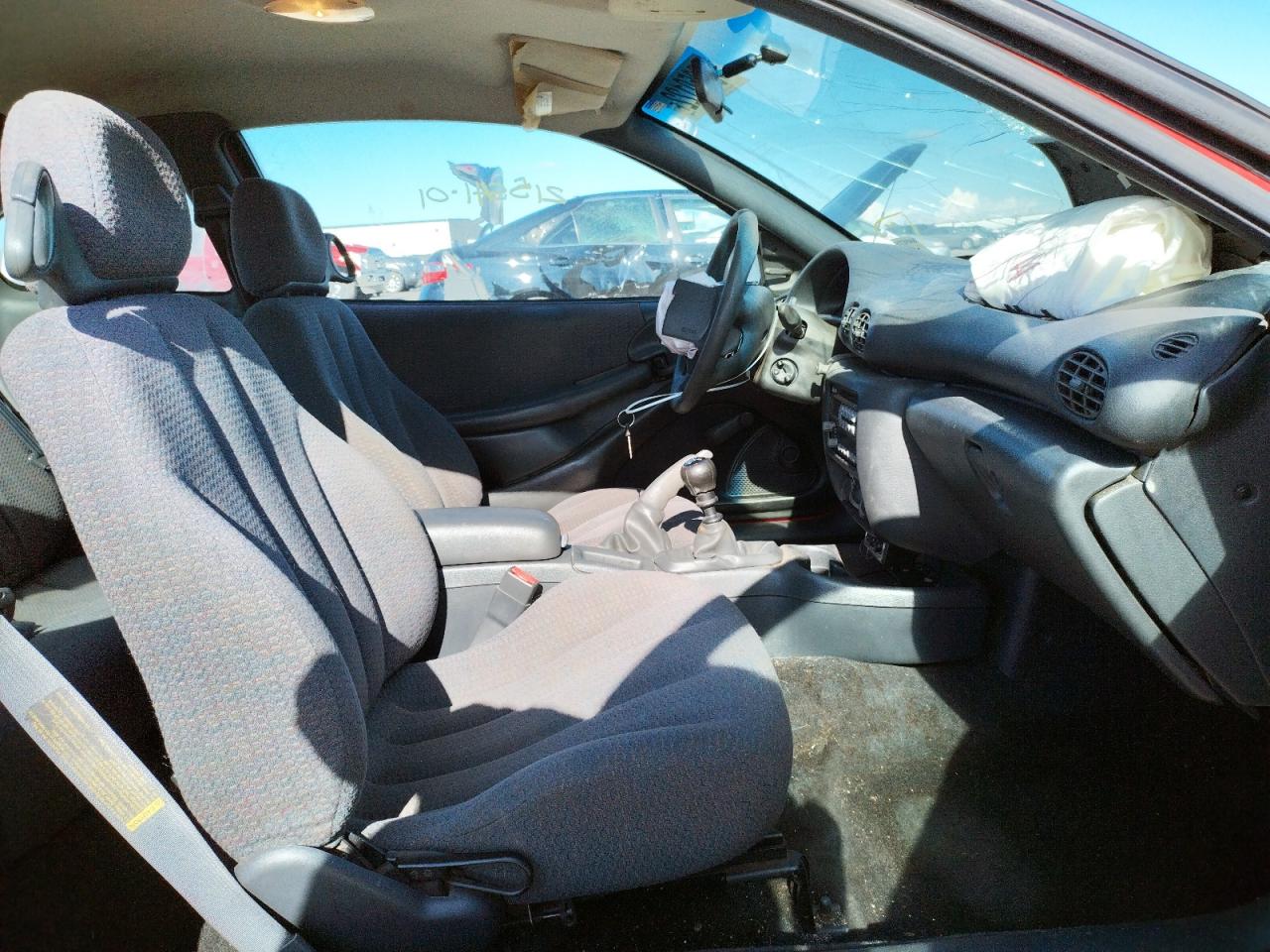 Photo 5 from auction – 2001 PONTIAC SUNFIRE SE with VIN 1G2JB124817174979