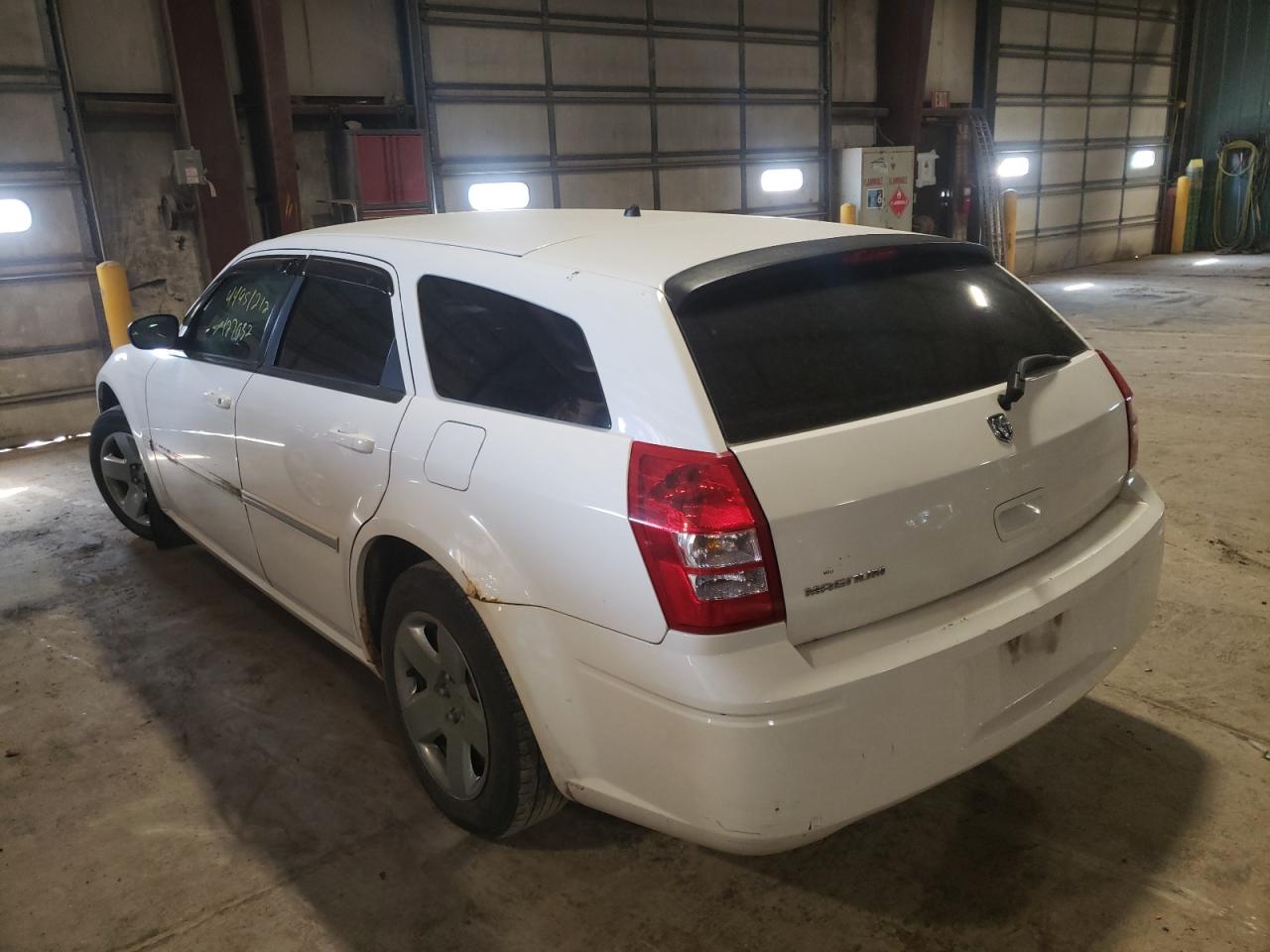 Photo 3 from auction – 2008 DODGE MAGNUM with VIN 2D4FV47T98H177482