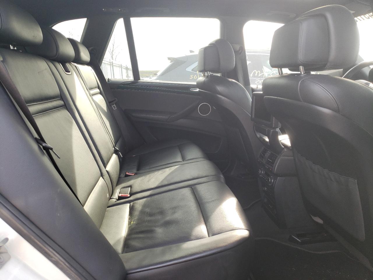 Photo 6 from auction – 2010 BMW X5 M with VIN 5YMGY0C53ALK25745