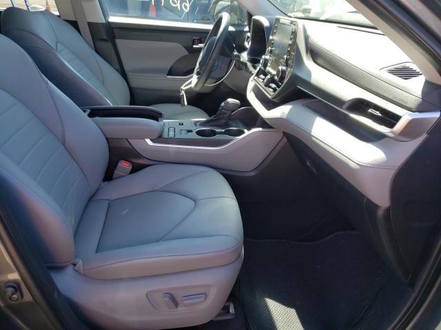 Photo 5 from auction – 2021 TOYOTA HIGHLANDER with VIN 5TDGZRAH5MS079410