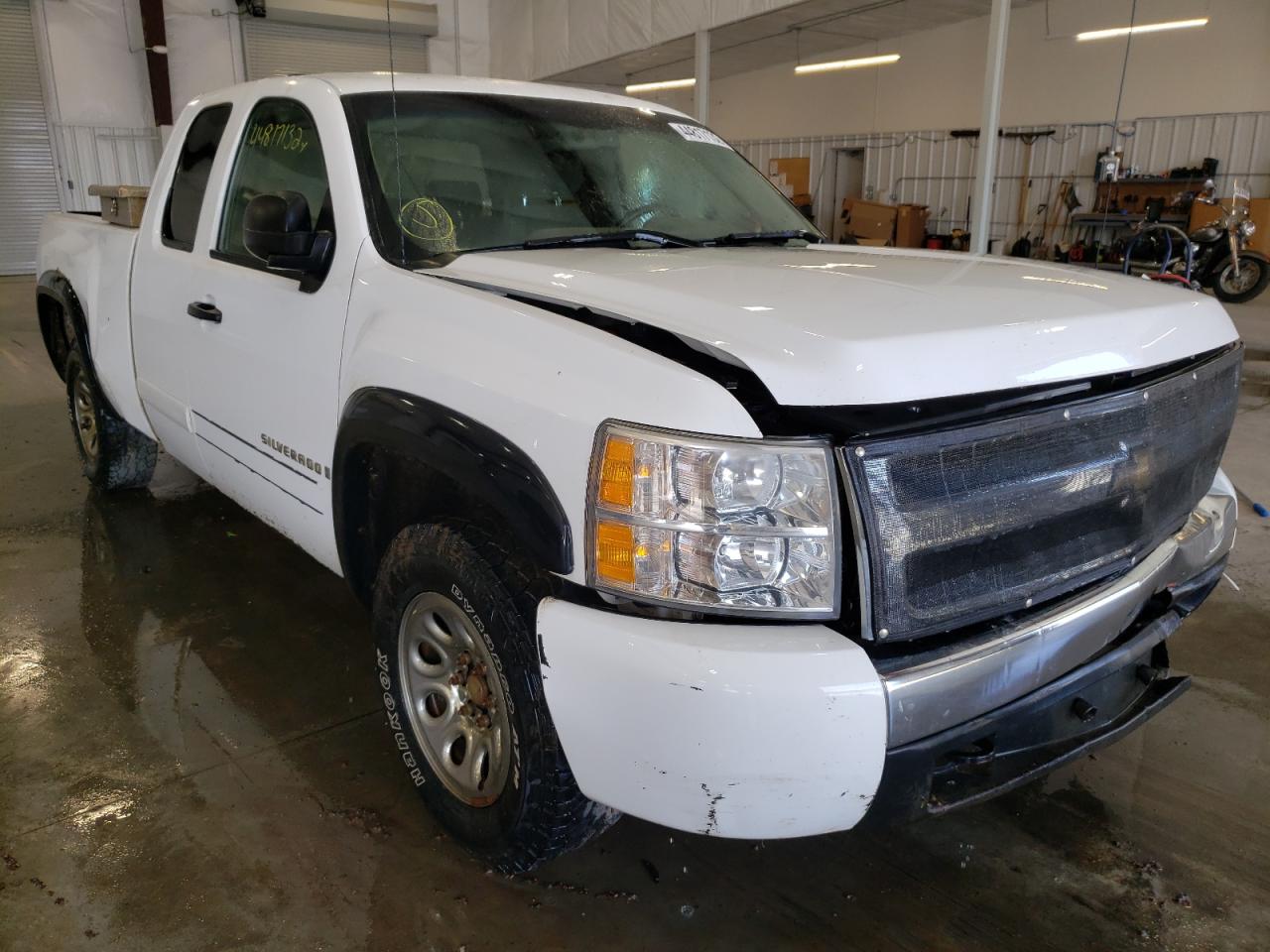 CHEVROLET SILVERADO 2007 with VIN 1GCEK19067Z633889 - Photo from auction