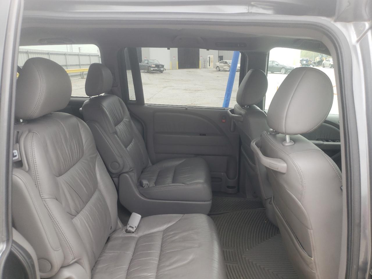 Photo 6 from auction – 2010 HONDA ODYSSEY EX with VIN 5FNRL3H66AB094610