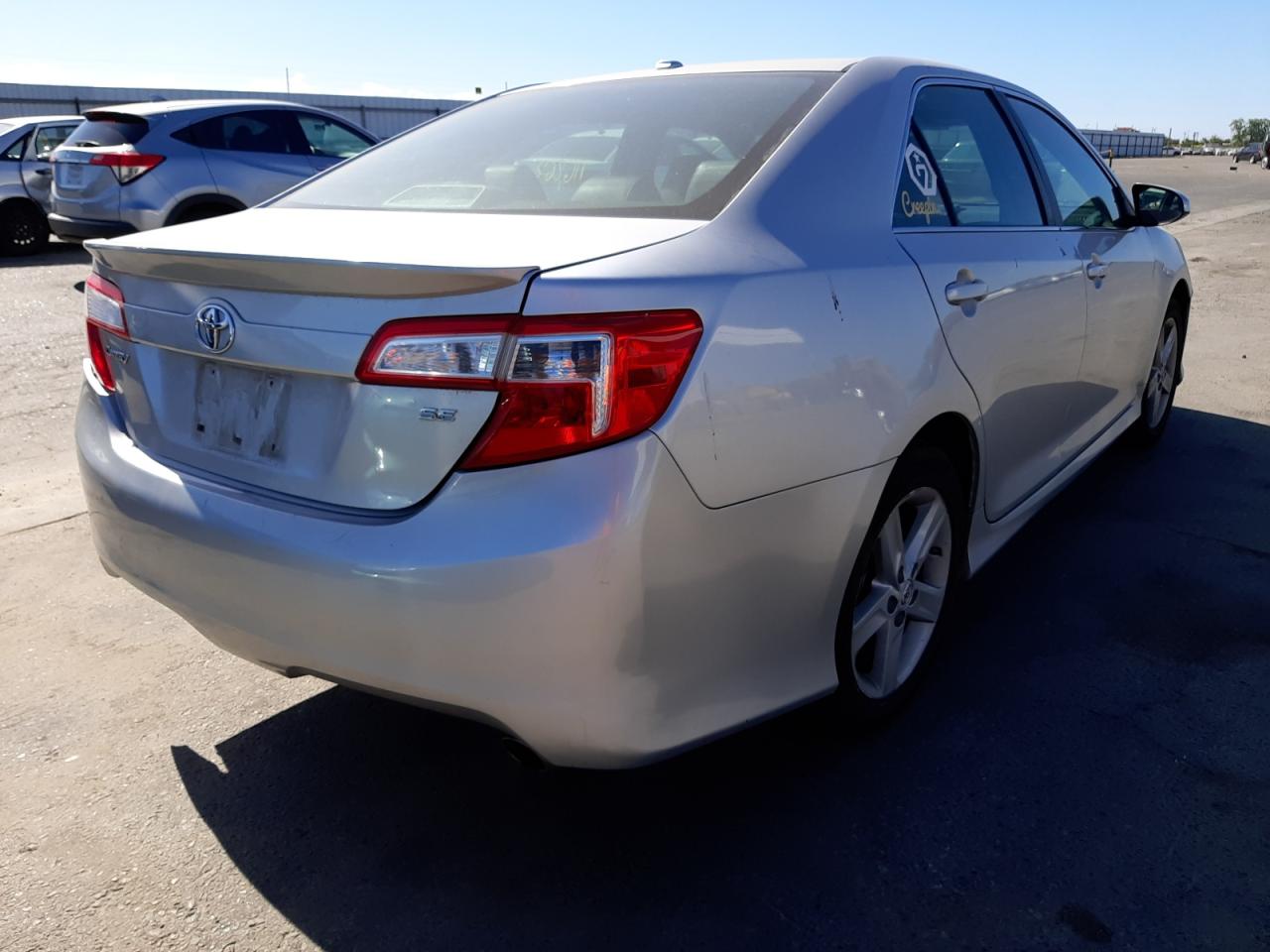 Photo 4 from auction – 2012 TOYOTA CAMRY BASE with VIN 4T1BF1FK0CU092239