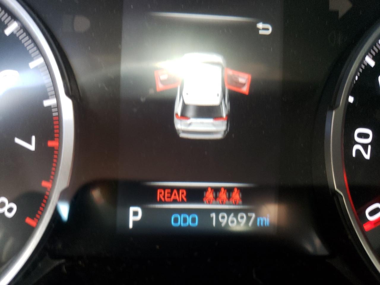 Photo 8 from auction – 2021 TOYOTA RAV4 XLE with VIN 2T3P1RFVXMC198883