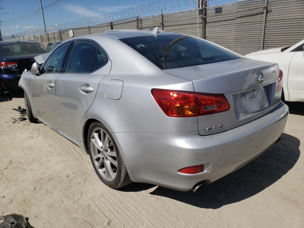 Photo 3 from auction – 2007 LEXUS IS 250 with VIN JTHBK262572037971