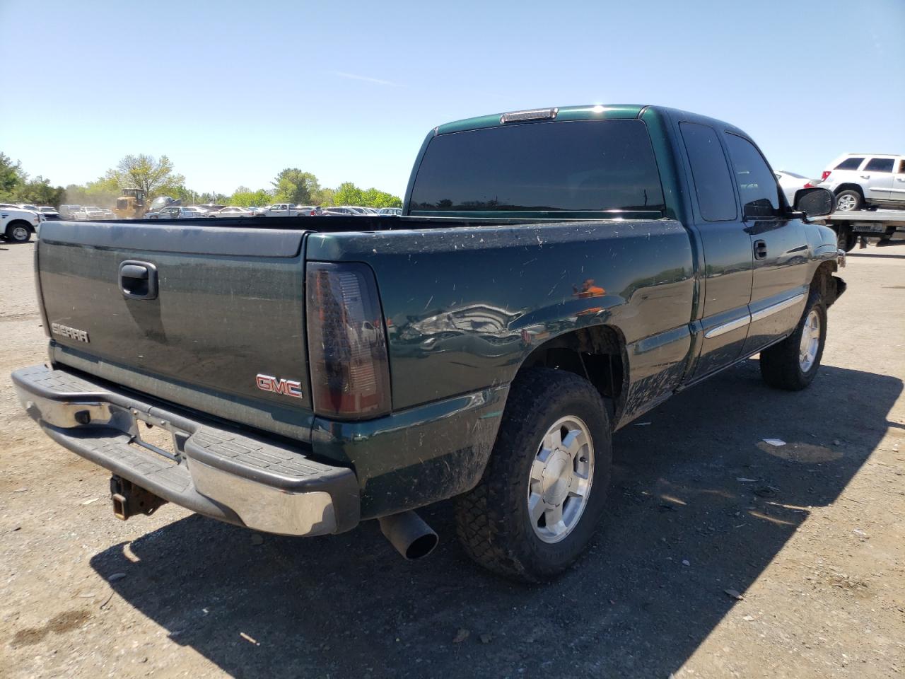 Photo 4 from auction – 2005 GMC NEW SIERRA with VIN 2GTEK19B751287908
