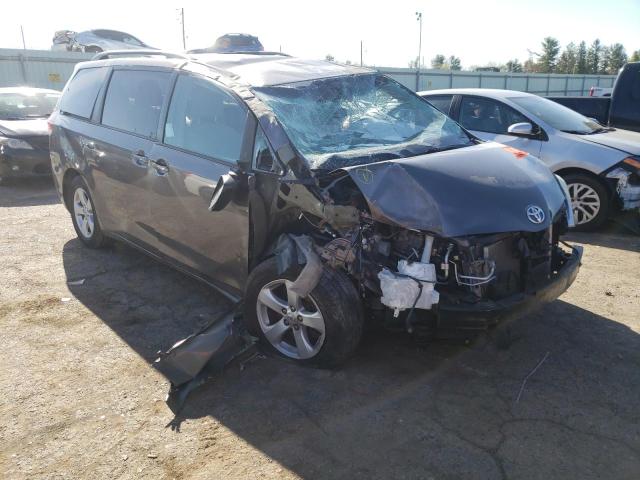 Photo 4 from auction – 2012 TOYOTA SIENNA LE with VIN 5TDKK3DC4CS177659