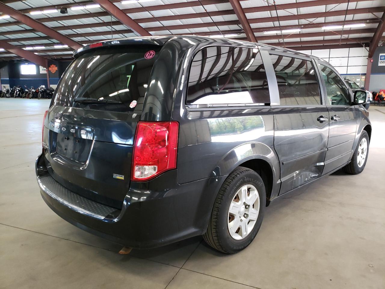 Photo 4 from auction – 2011 DODGE GRAND CARA with VIN 2D4RN4DG3BR600997
