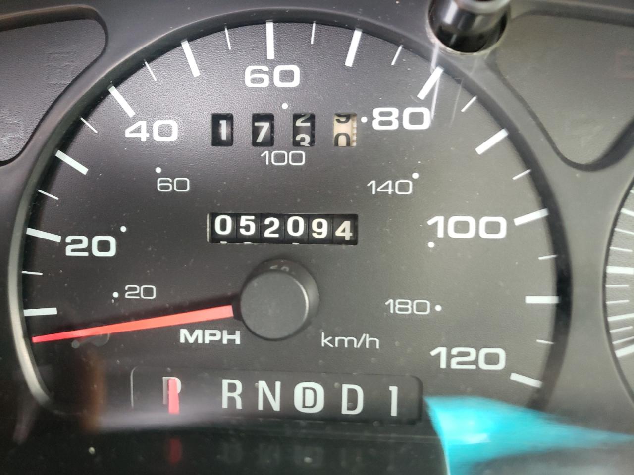 Photo 8 from auction – 2002 FORD TAURUS SES with VIN 1FAFP55272A268334