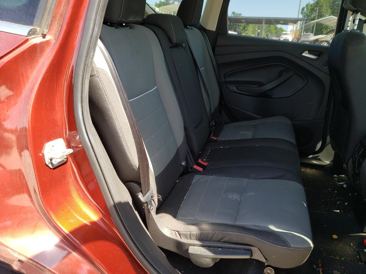 Zdjęcie 6 z aukcji – 2014 FORD ESCAPE SE z VIN 1FMCU0GX2EUC97823