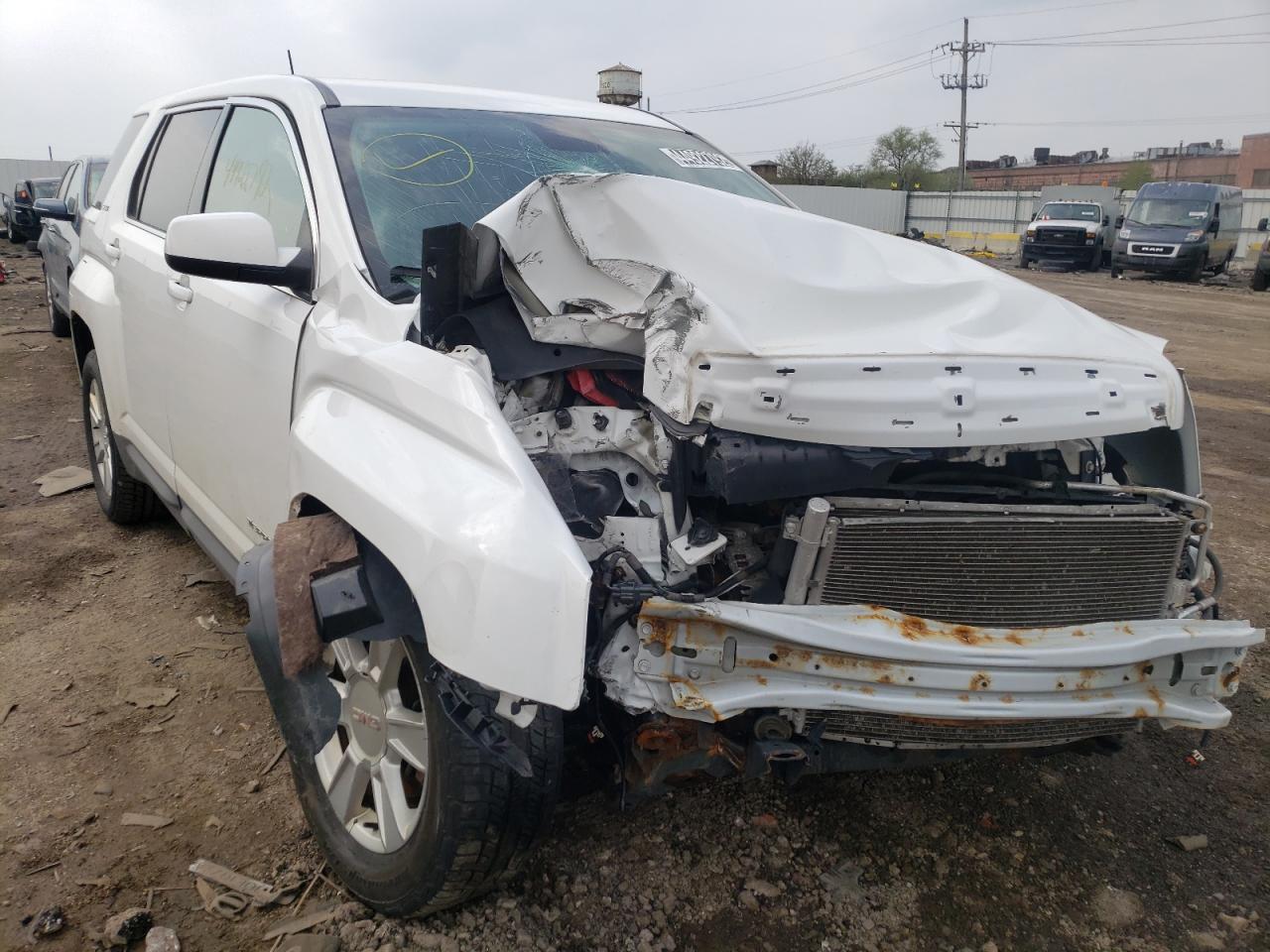 GMC TERRAIN SL 2013 with VIN 2GKALMEK2D6186526 - Photo from auction