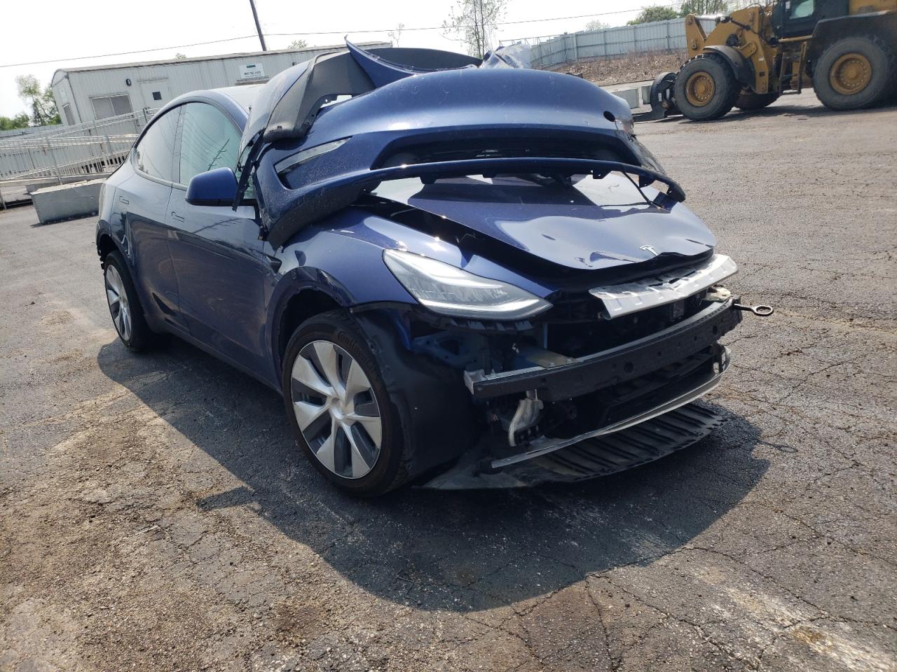 Photo 9 from auction – 2020 TESLA MODEL Y with VIN 5YJYGDEE7LF032461