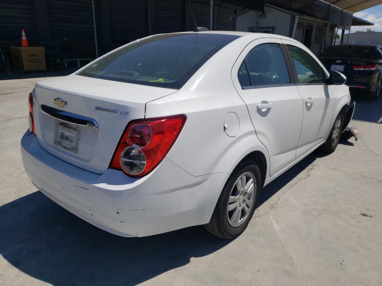 Photo 4 from auction – 2015 CHEVROLET SONIC LT with VIN 1G1JC5SG1F4207414