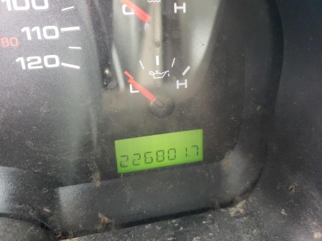 Photo 8 from auction – 2005 FORD F150 with VIN 1FTRF12W95NB29426