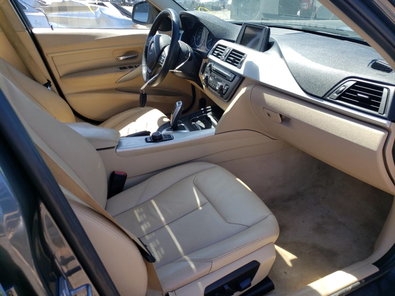 Photo 5 from auction – 2013 BMW 328 XI SUL with VIN WBA3B5C50DF592415