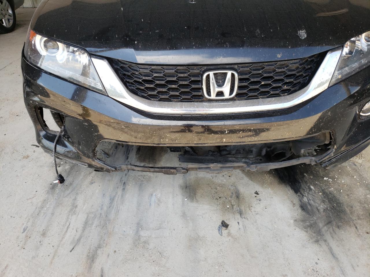 Photo 9 from auction – 2015 HONDA ACCORD EXL with VIN 1HGCT2B84FA003006
