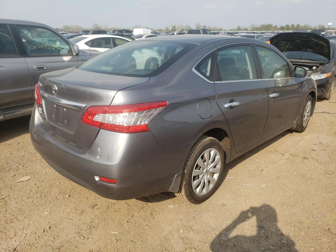 Photo 4 from auction – 2015 NISSAN SENTRA S with VIN 3N1AB7AP2FY337533