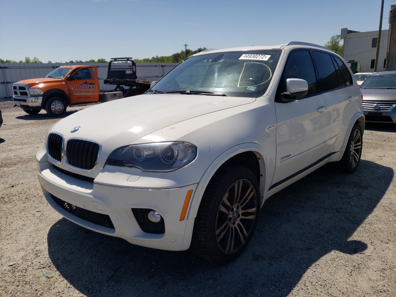Photo 2 from auction – 2011 BMW X5 XDRIVE3 with VIN 5UXZV4C51BL402374