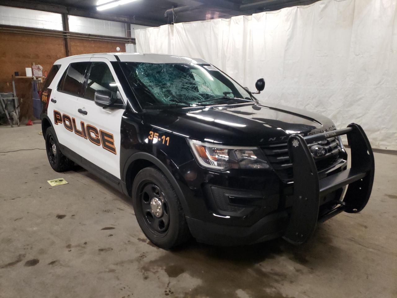 FORD EXPLORER P 2016 with VIN 1FM5K8ATXGGC42458 - Photo from auction