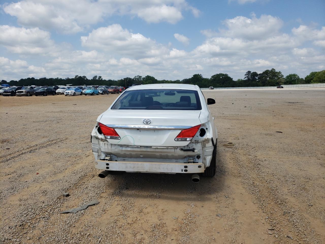 Photo 9 from auction – 2011 TOYOTA AVALON BAS with VIN 4T1BK3DB9BU420220