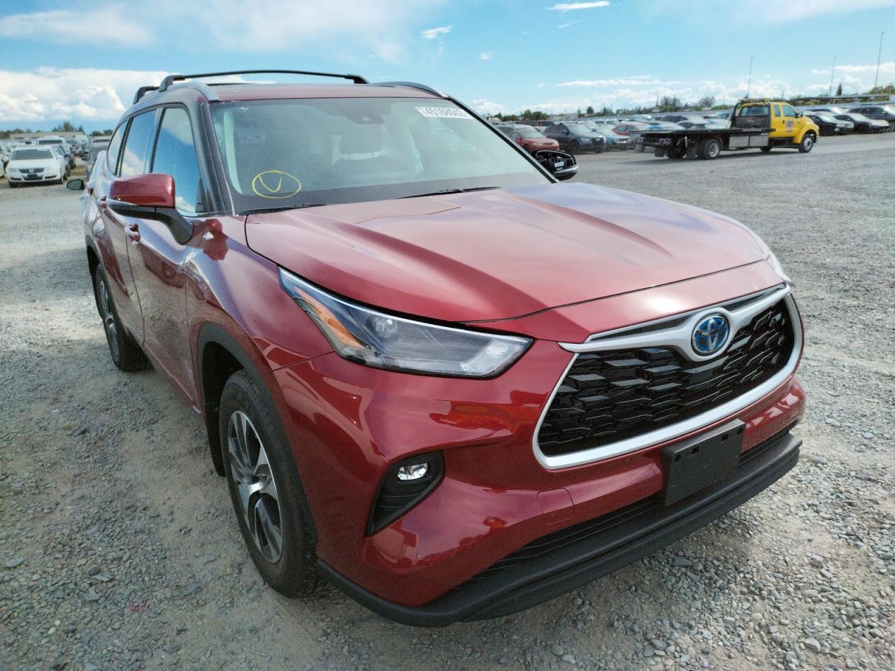 Photo 14 from auction – 2022 TOYOTA HIGHLANDER with VIN 5TDHBRCH5NS541004