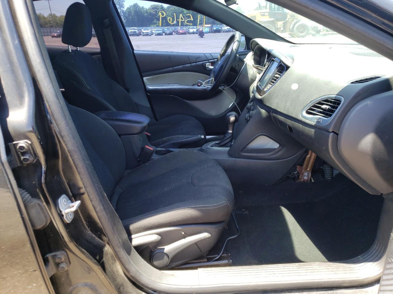Photo 5 from auction – 2016 DODGE DART SXT with VIN 1C3CDFBB0GD541401