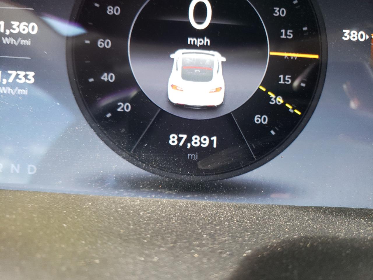 Photo 8 from auction – 2014 TESLA MODEL S with VIN 5YJSA1S16EFP51100