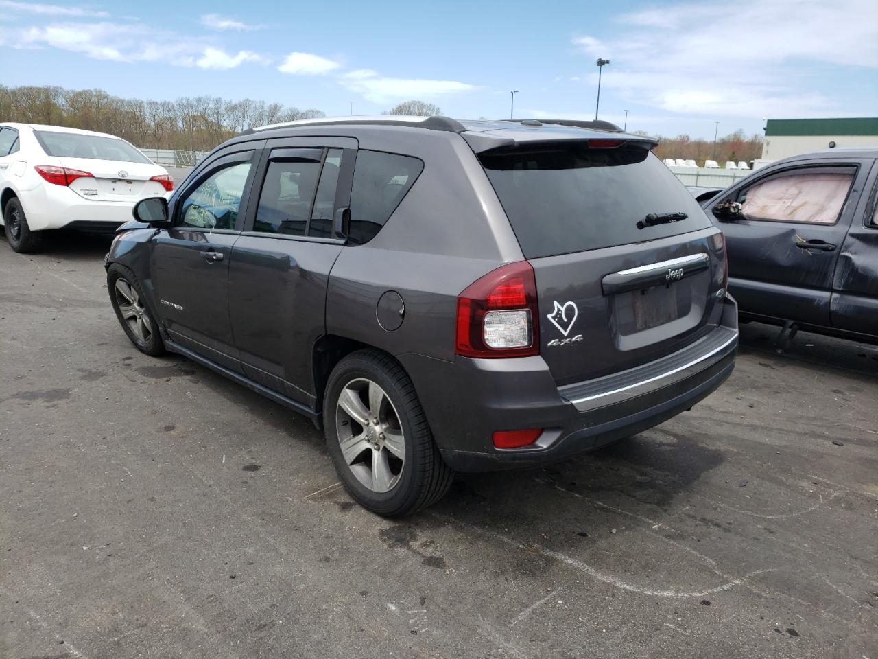 Photo 3 from auction – 2017 JEEP COMPASS LA with VIN 1C4NJDEBXHD193797