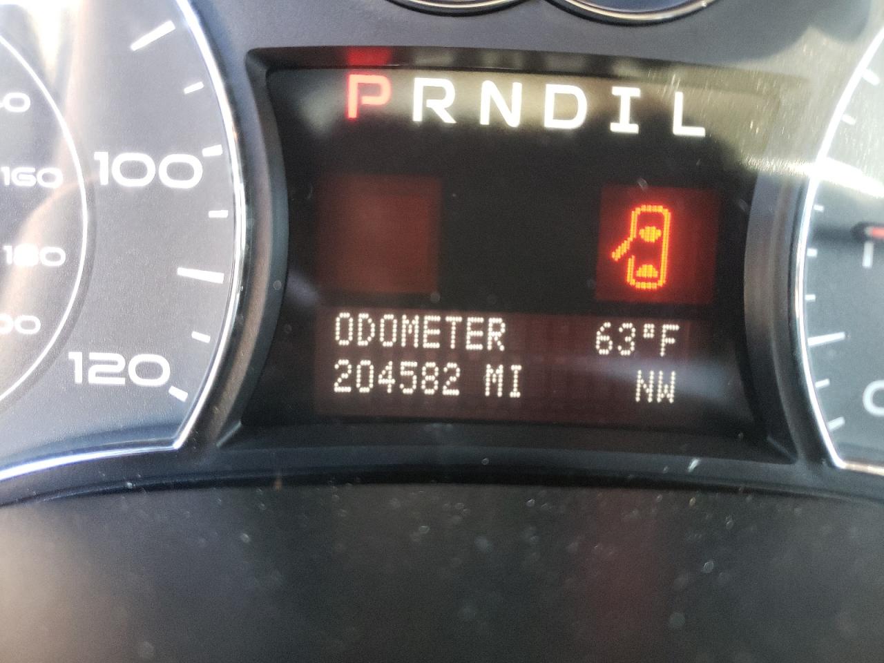 Photo 8 from auction – 2008 PONTIAC TORRENT with VIN 2CKDL33F686289276