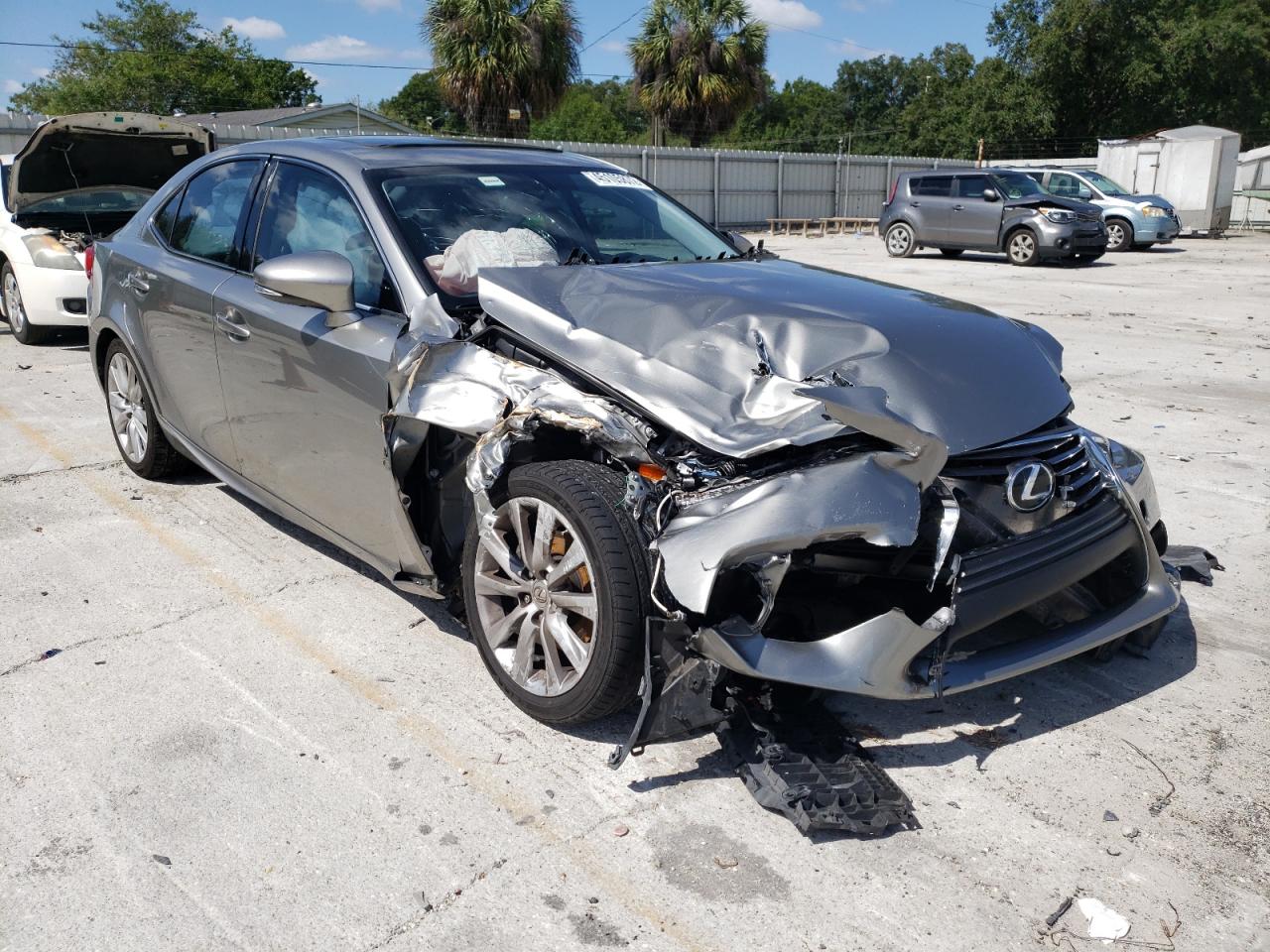 LEXUS IS 250 2015 with VIN JTHBF1D20F5048052 - Photo from auction