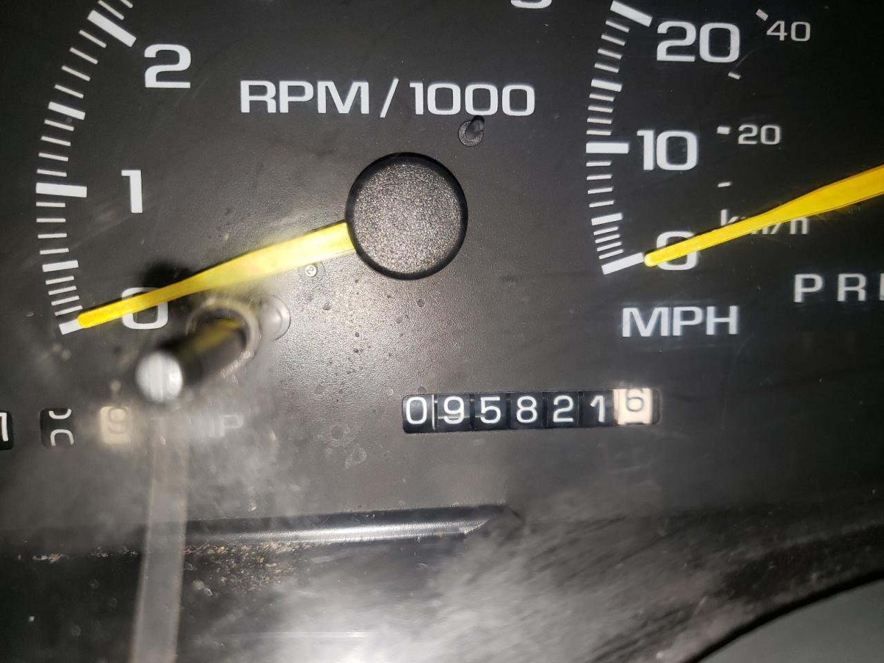 Photo 8 from auction – 1995 CHEVROLET GMT-400 K3 with VIN 1GCHK34N0SE190862