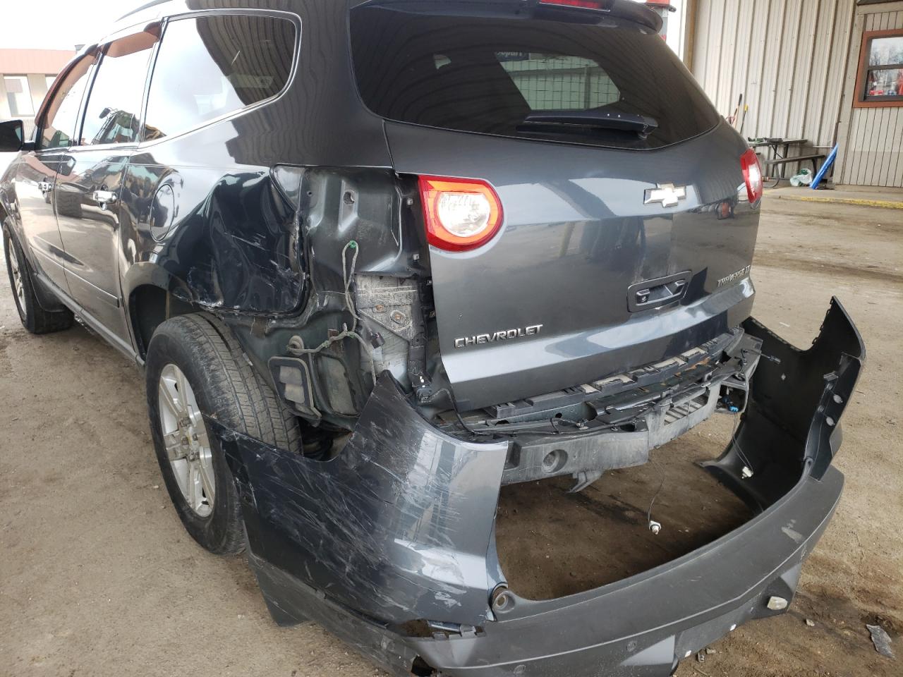 Photo 9 from auction – 2010 CHEVROLET TRAVERSE L with VIN 1GNLRFED4AS106823