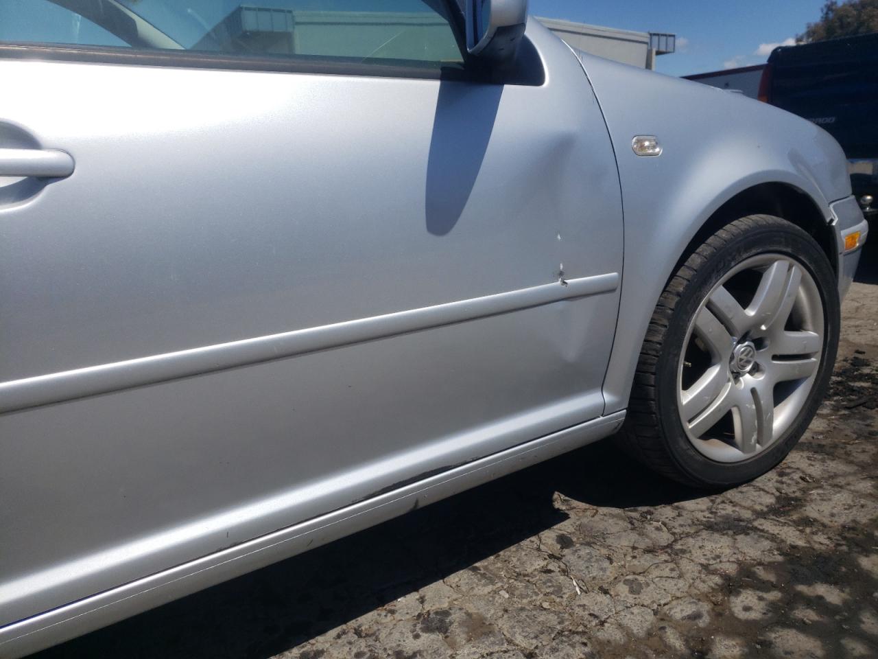Photo 9 from auction – 2002 VOLKSWAGEN JETTA GLS with VIN 3VWSE69M52M052725