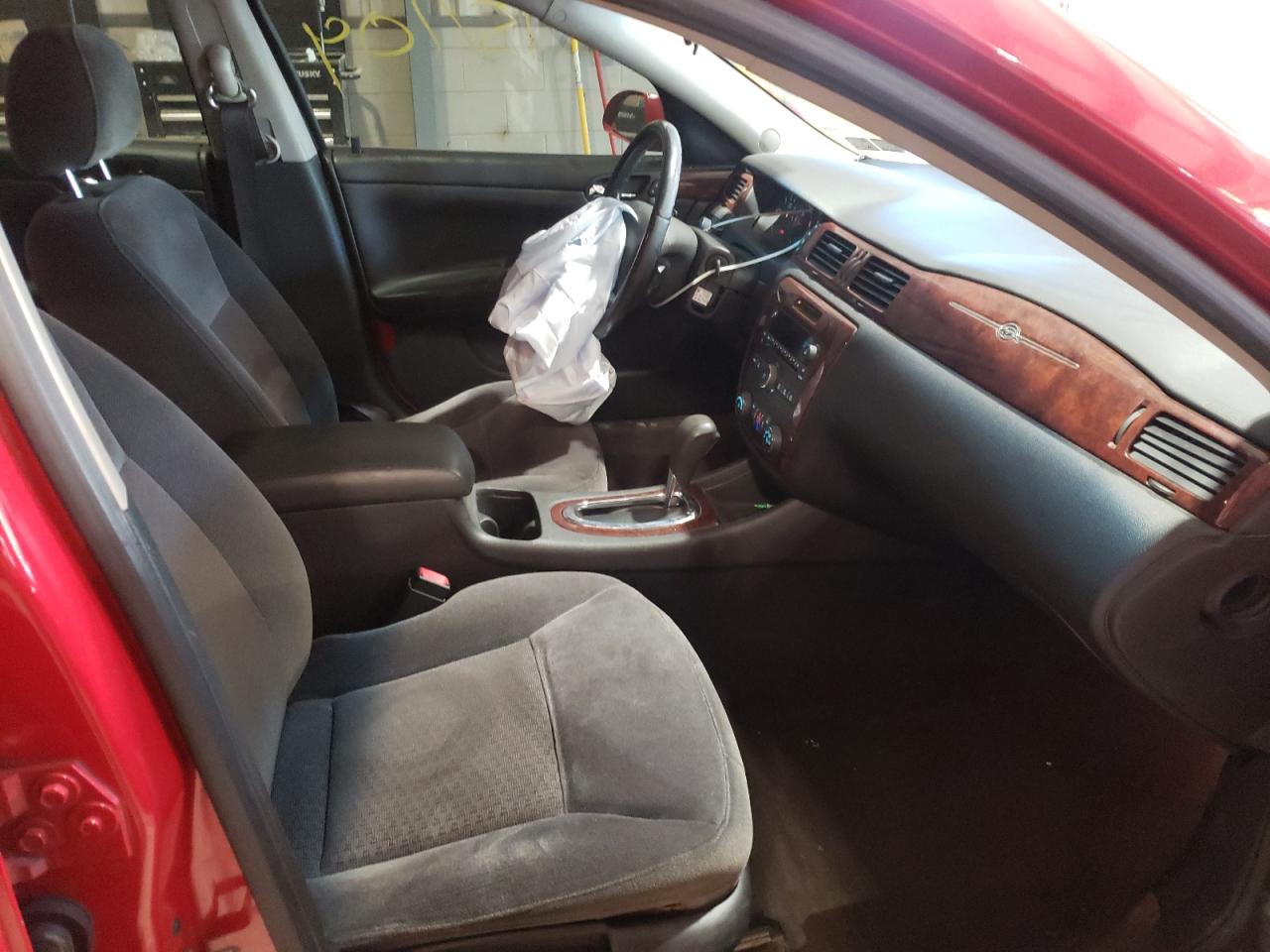 Photo 5 from auction – 2008 CHEVROLET IMPALA LT with VIN 2G1WC583581244572