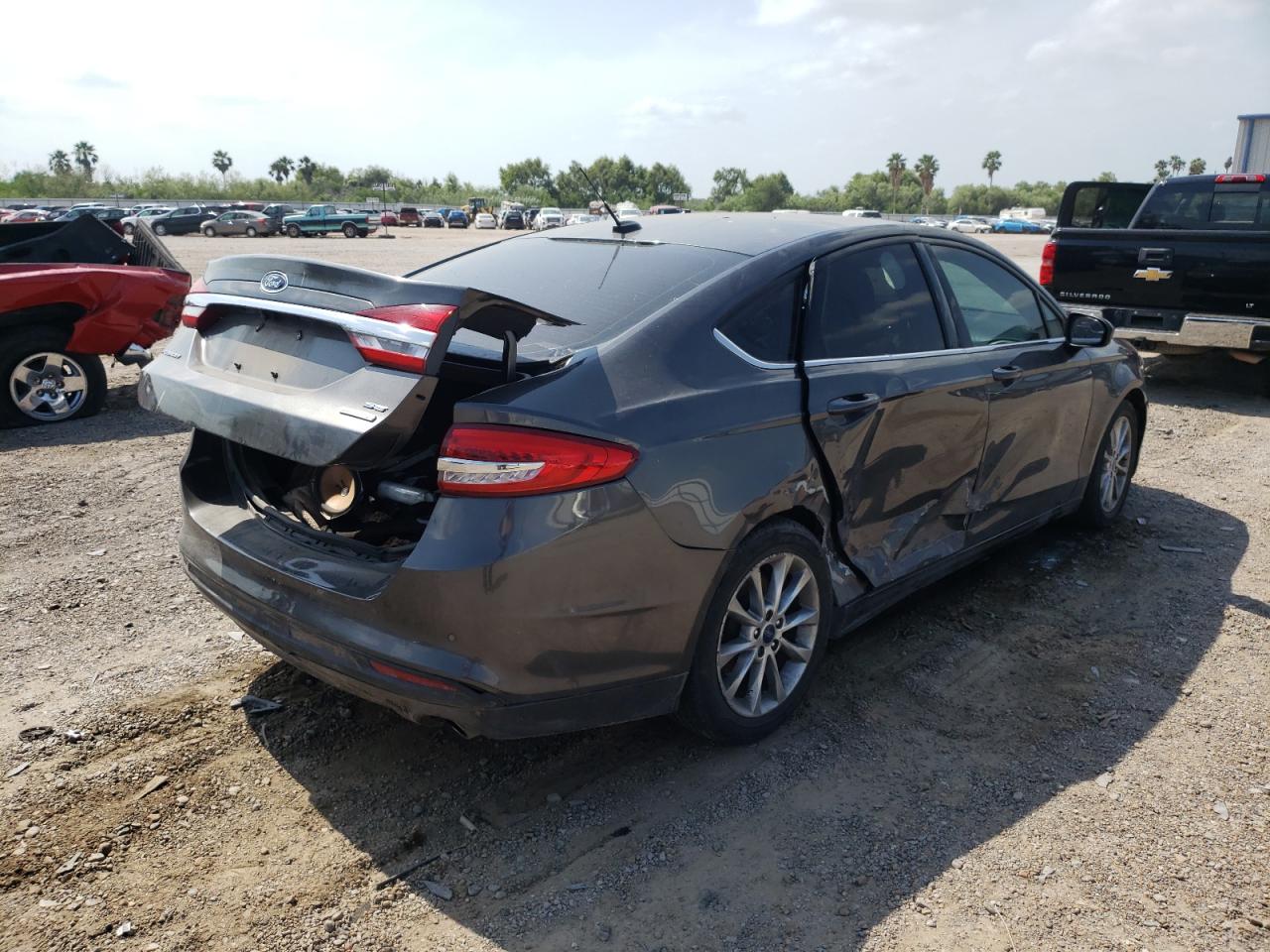 Photo 4 from auction – 2017 FORD FUSION SE with VIN 3FA6P0HD9HR366960