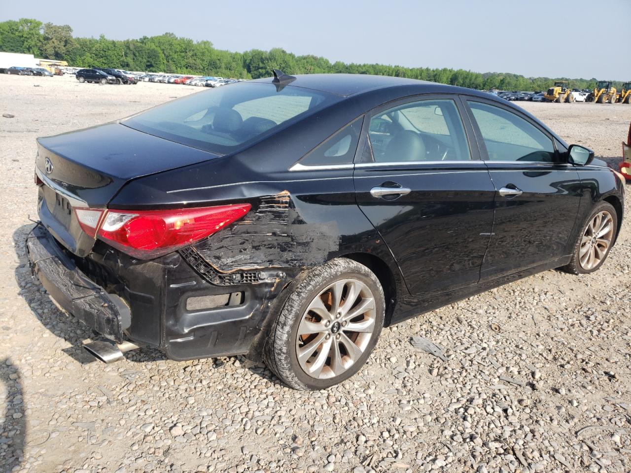 Zdjęcie 4 z aukcji – 2011 HYUNDAI SONATA SE z VIN 5NPEC4AC0BH228258