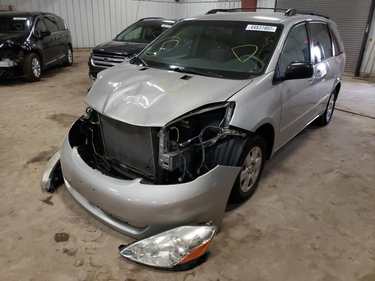 Photo 2 from auction – 2007 TOYOTA SIENNA CE with VIN 5TDZK23C07S095850