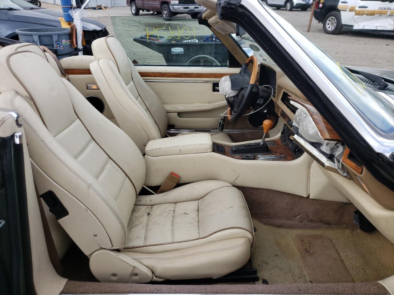 Photo 19 from auction – 1996 JAGUAR XJS 2+2 with VIN SAJNX2743TC223241