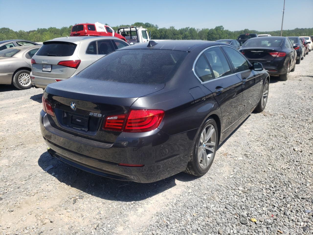 Фото 4 с аукциона – 2012 BMW 528 XI с VIN WBAXH5C50CDW02340