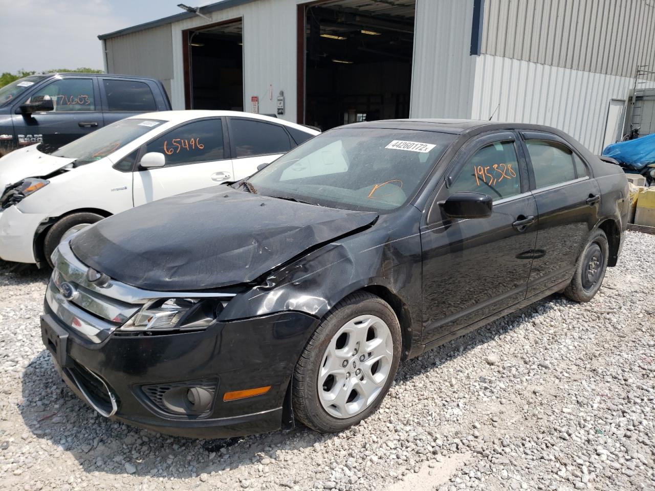 Photo 2 from auction – 2011 FORD FUSION SE with VIN 3FAHP0HA3BR114420