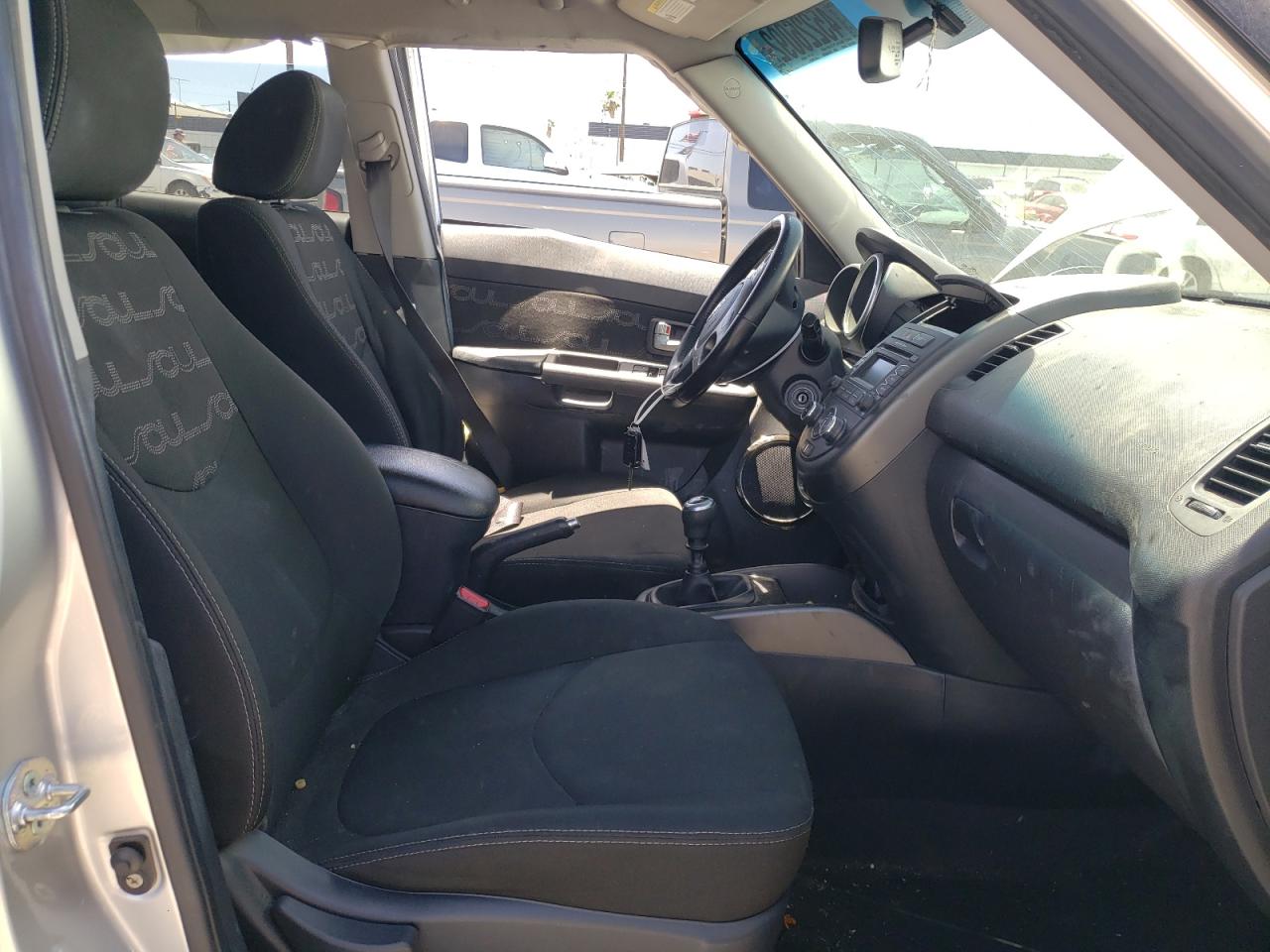 Photo 5 from auction – 2013 KIA SOUL + with VIN KNDJT2A63D7568895