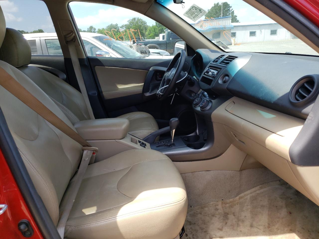 Photo 5 from auction – 2010 TOYOTA RAV4 with VIN 2T3ZF4DV4AW036368