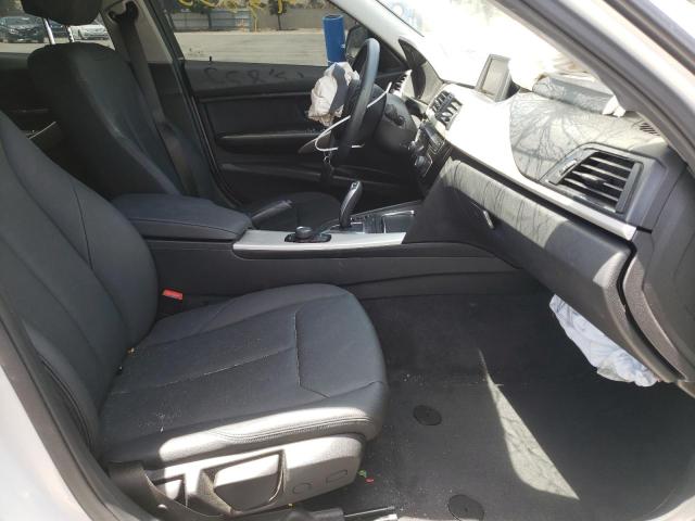 Photo 5 from auction – 2017 BMW 320 I with VIN WBA8E1G32HNU18534